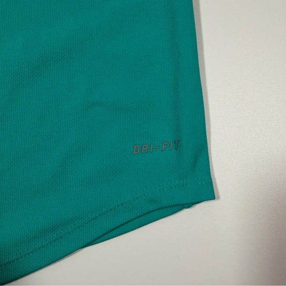 Nike Women's Turquoise Short Sleeve‎ Workout Running Top Size Small - Picture 9 of 10